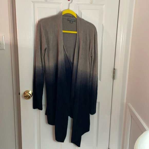 Barefoot‎ dreams cardigan - Picture 1 of 3